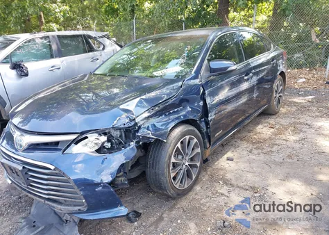2018 Toyota Avalon Hybrid Xle Premium from USA, damaged, VIN 4T1BD1EB3JU063788